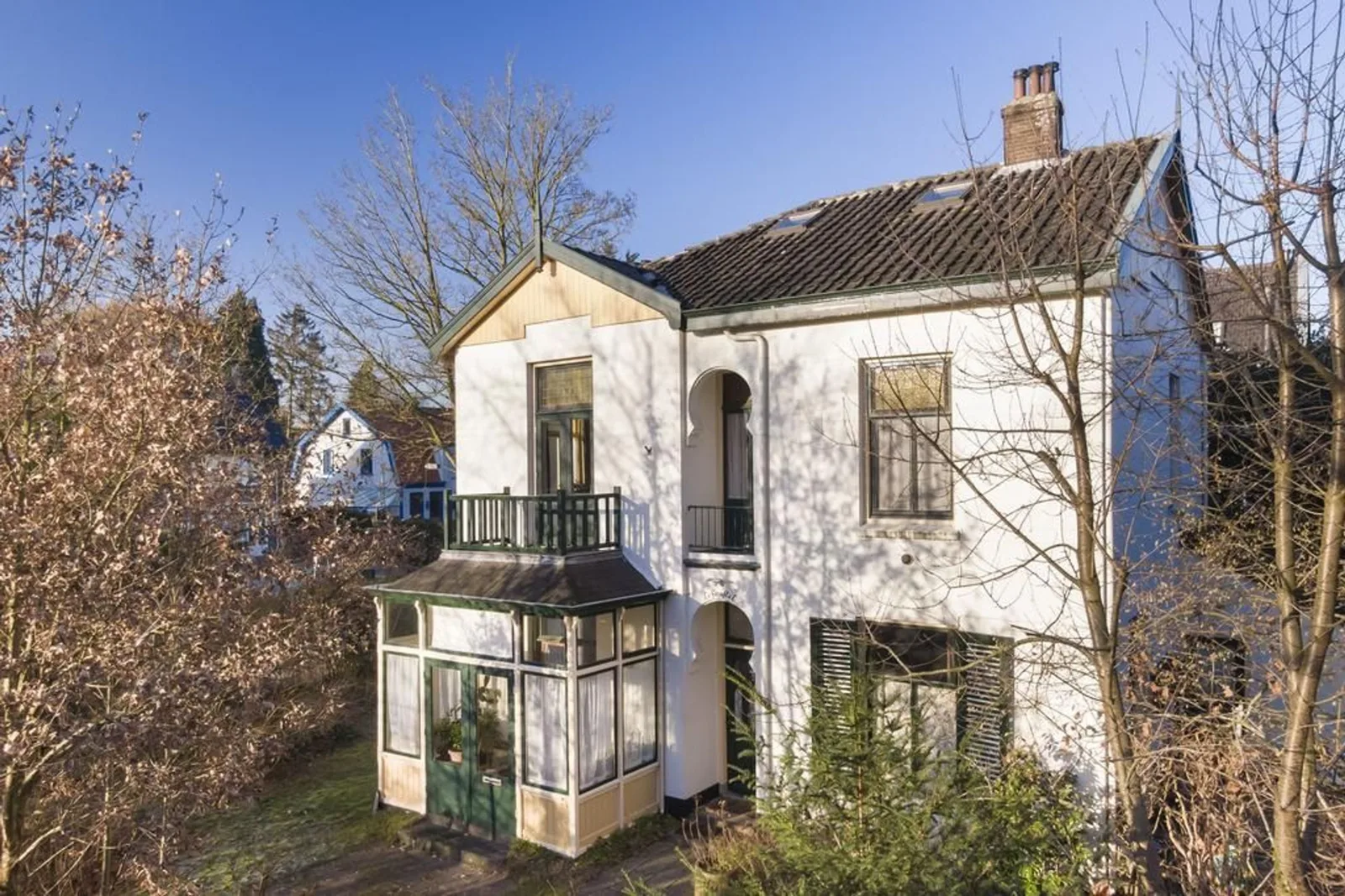 Huize Le Forestel, Baarn – voorgevel met topgevels en balkons