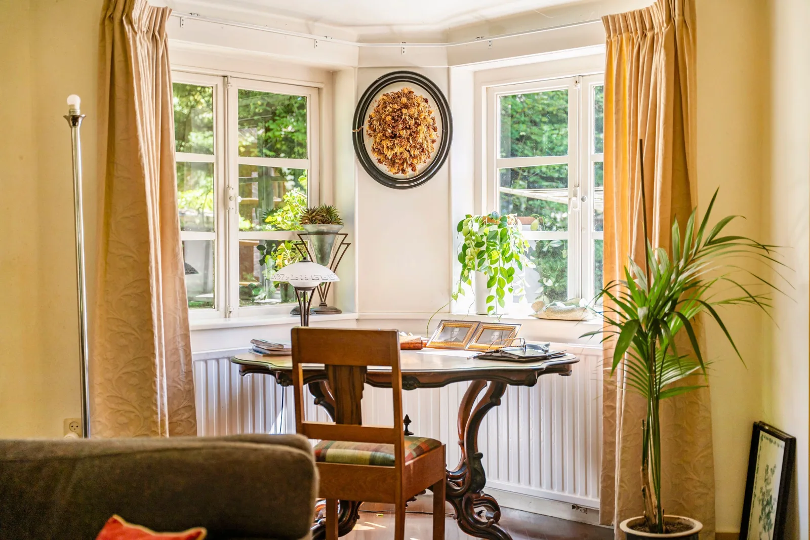 Villa De Boschkant, Bergen (NH) – eethoek aan de tuin