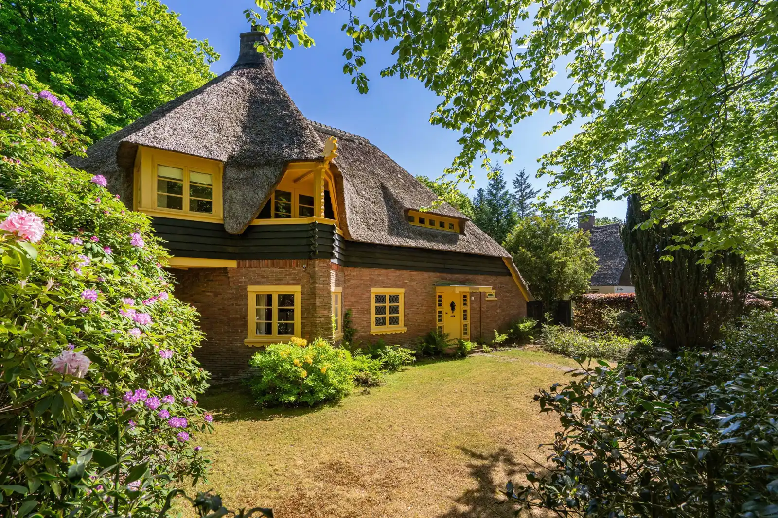 Villa De Boschkant, Bergen (NH) – zijgevel met erker