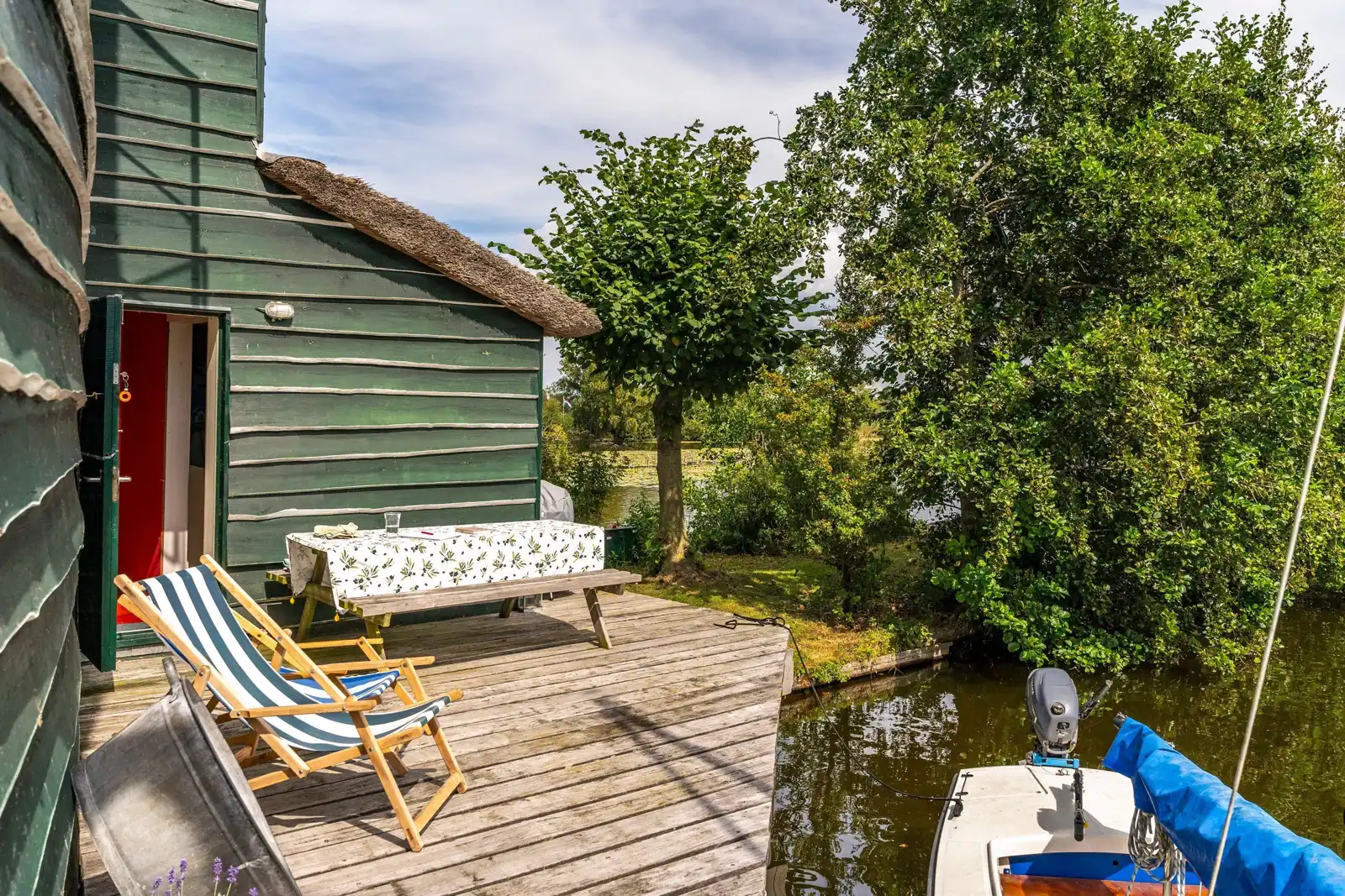 Zomerhuis De Braamakkers, Breukelen – terras aan het water