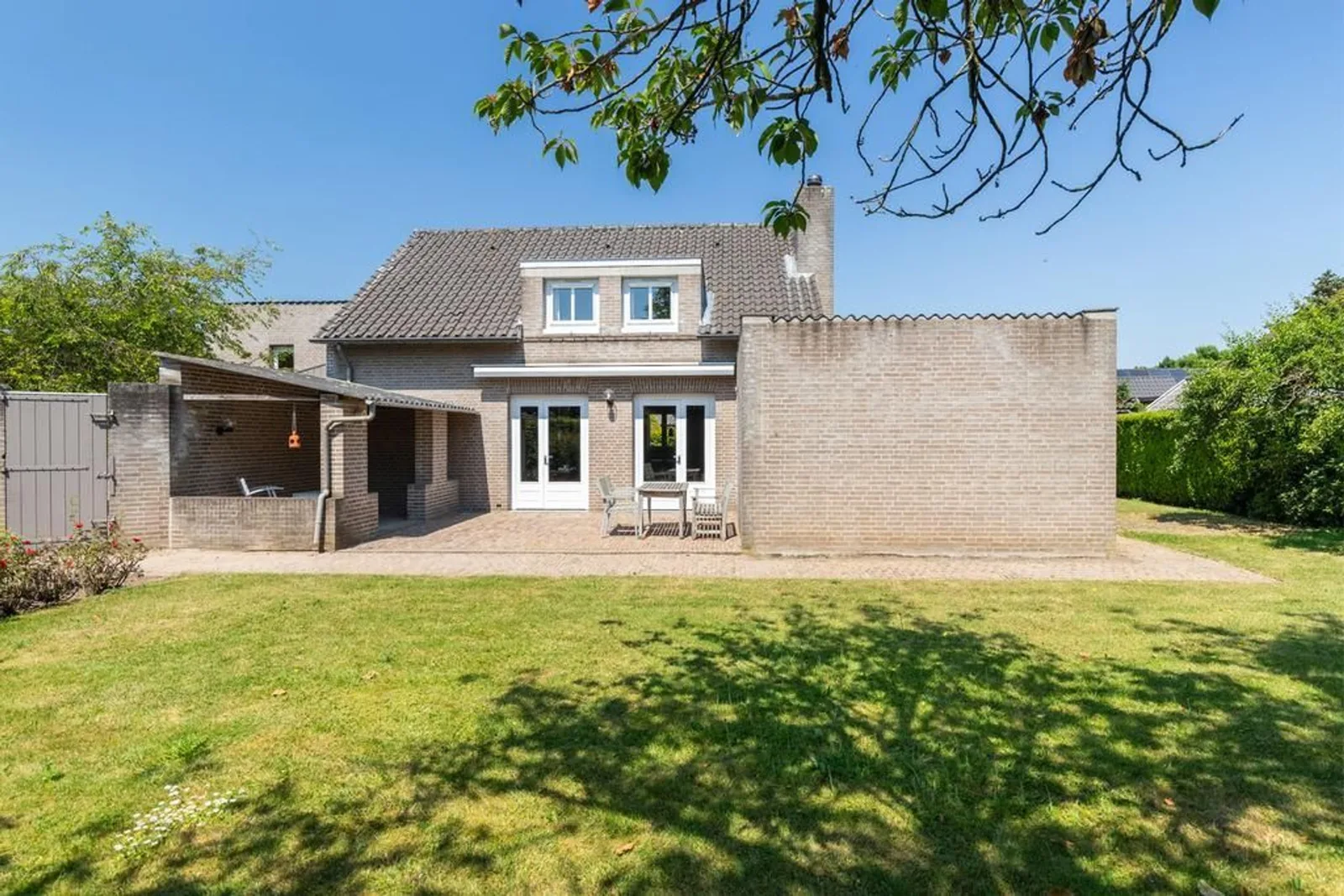 Kleine Veer 4, ’s-Hertogenbosch – het huis aan de tuin