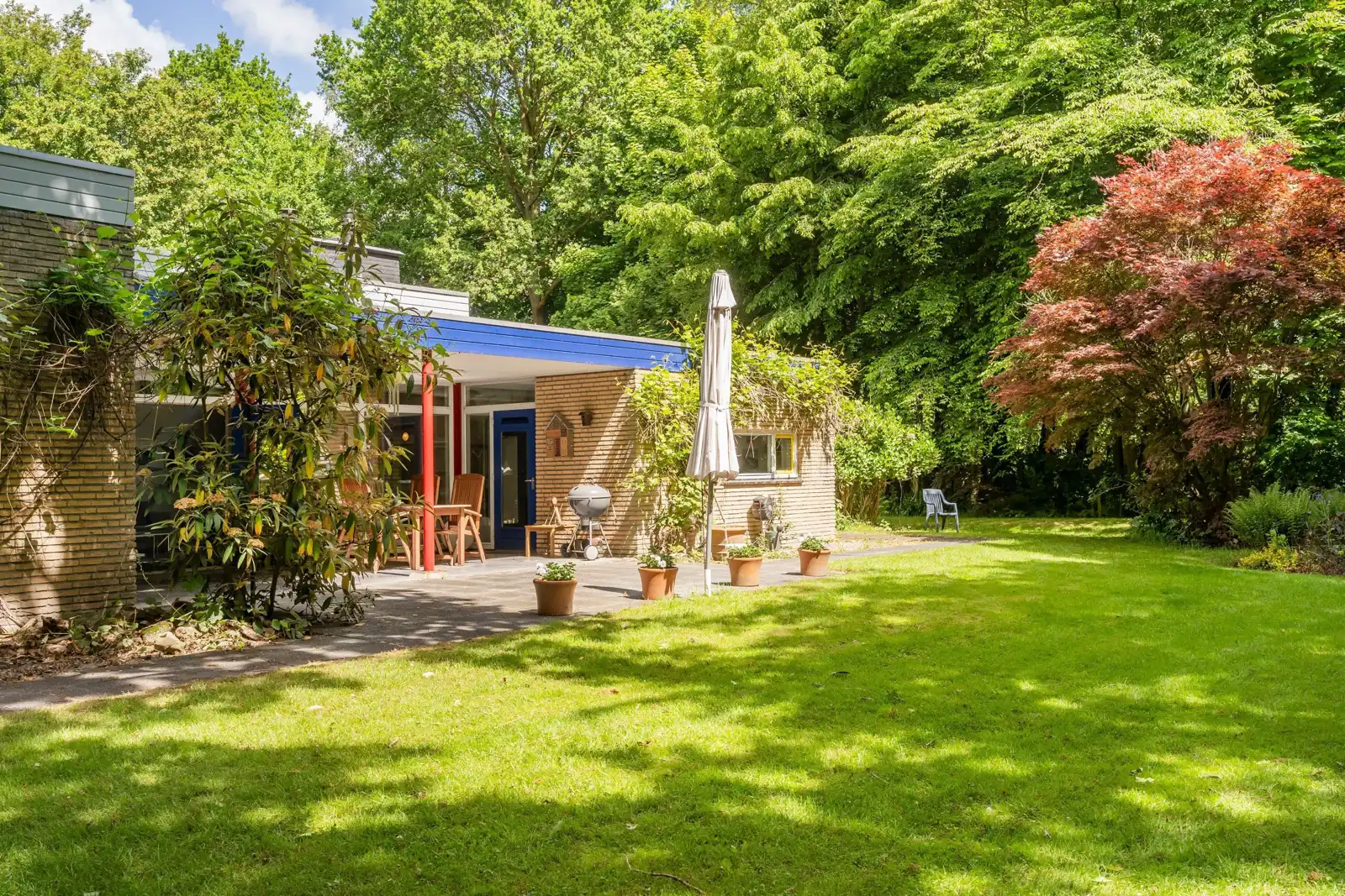 Rietveld-bungalow Folgeralaan 13, Drachten – achtergevel met luifel