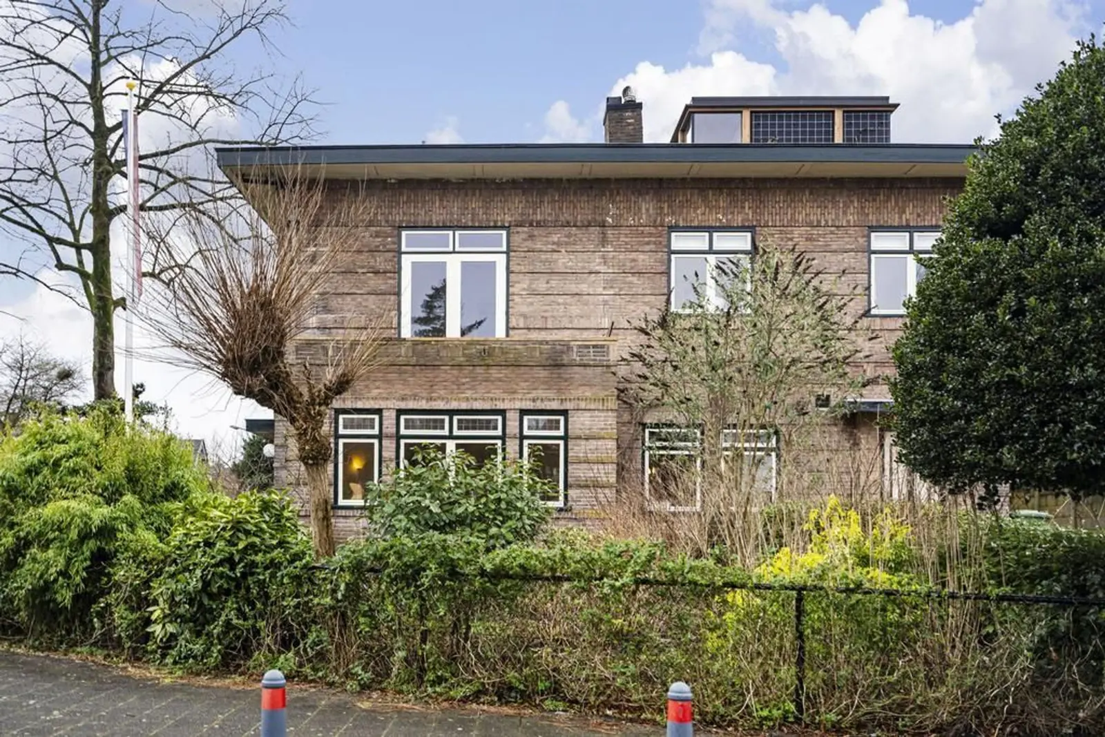 Frans Halslaan 27, Hilversum – de villa aan de laan
