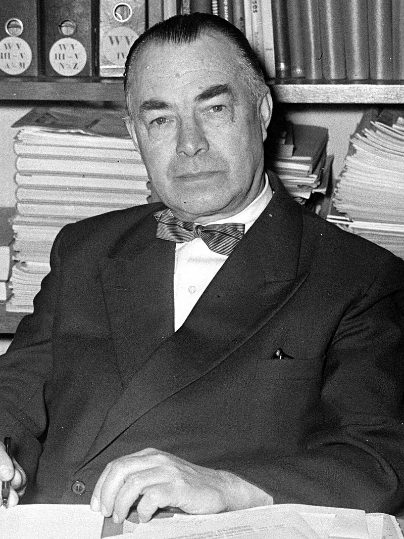 Portret van Bernard Bijvoet, 1955