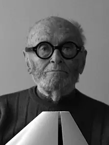 Portret van Philip Johnson, 2002