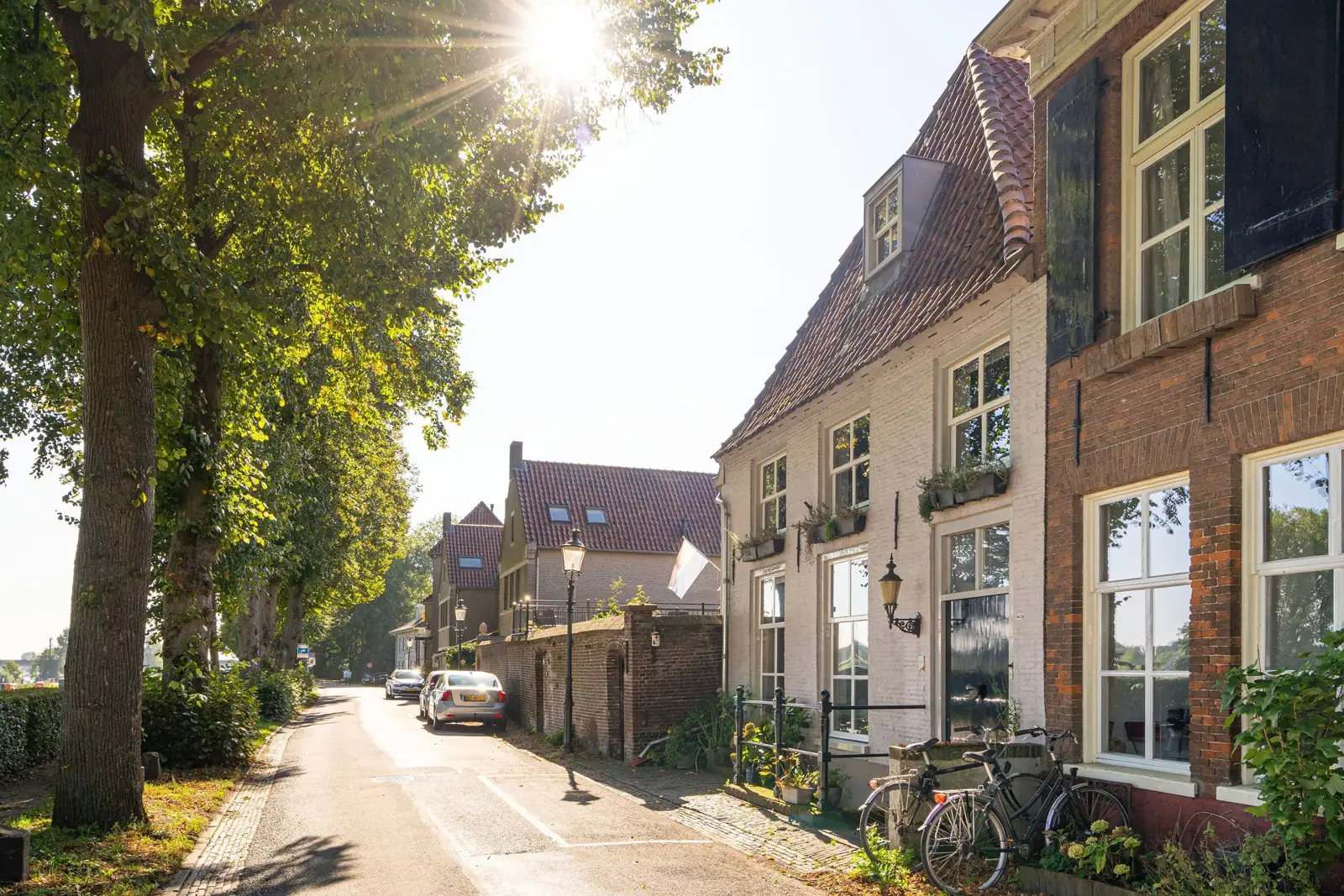Stadshuis Maasdijk 40, Ravenstein – Maasdijk met het huis