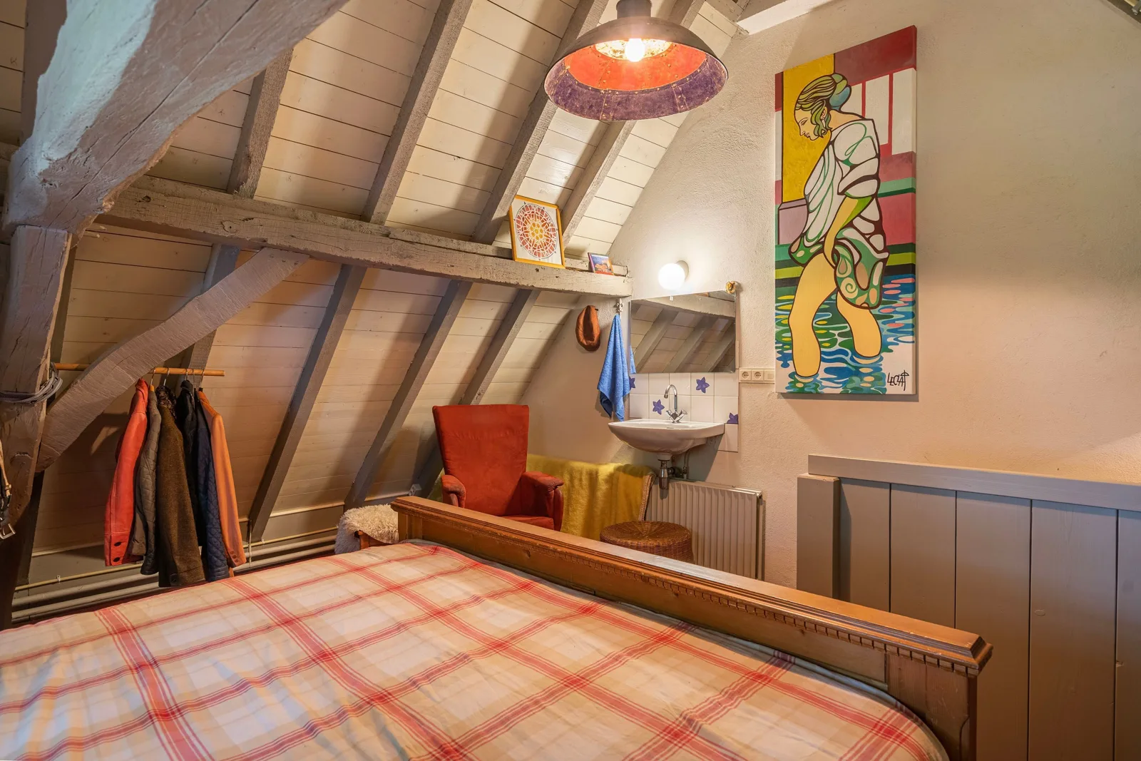 Stadshuis Maasdijk 40, Ravenstein – het dak tussen de daken van Ravenstein