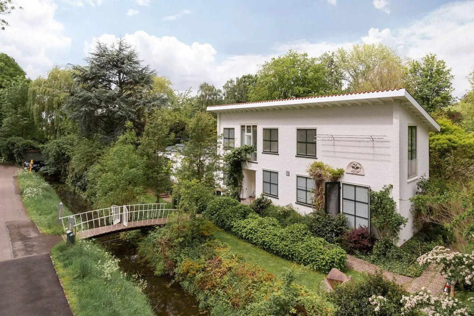 Villa ‘Voorbij de wegen’, Rhoon – de villa aan het pad
