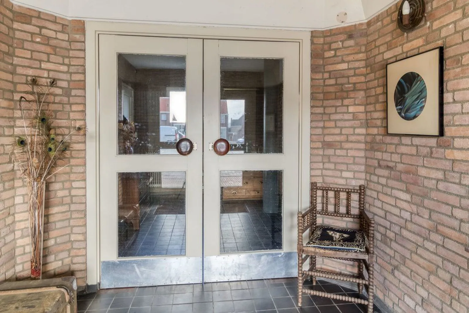 Voormalig raadhuis Schoondijke, Schoondijke – entreehal