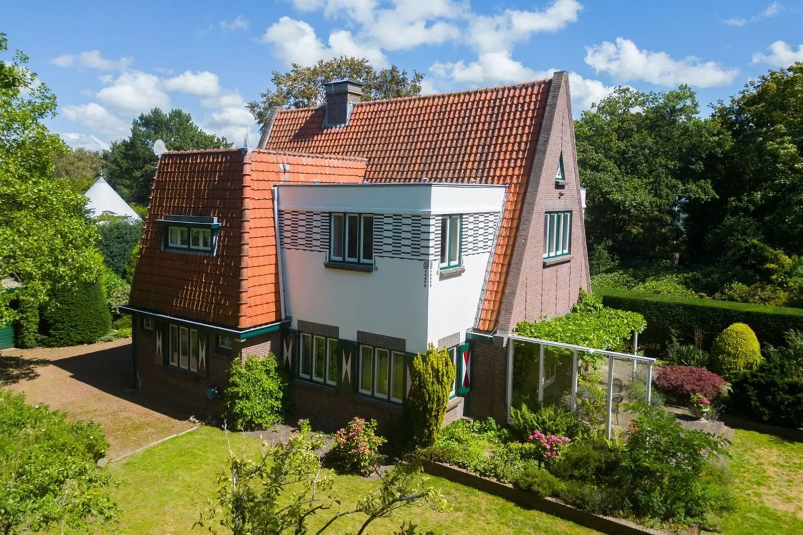 Villa De Kroft, Schoorl – voorgevel