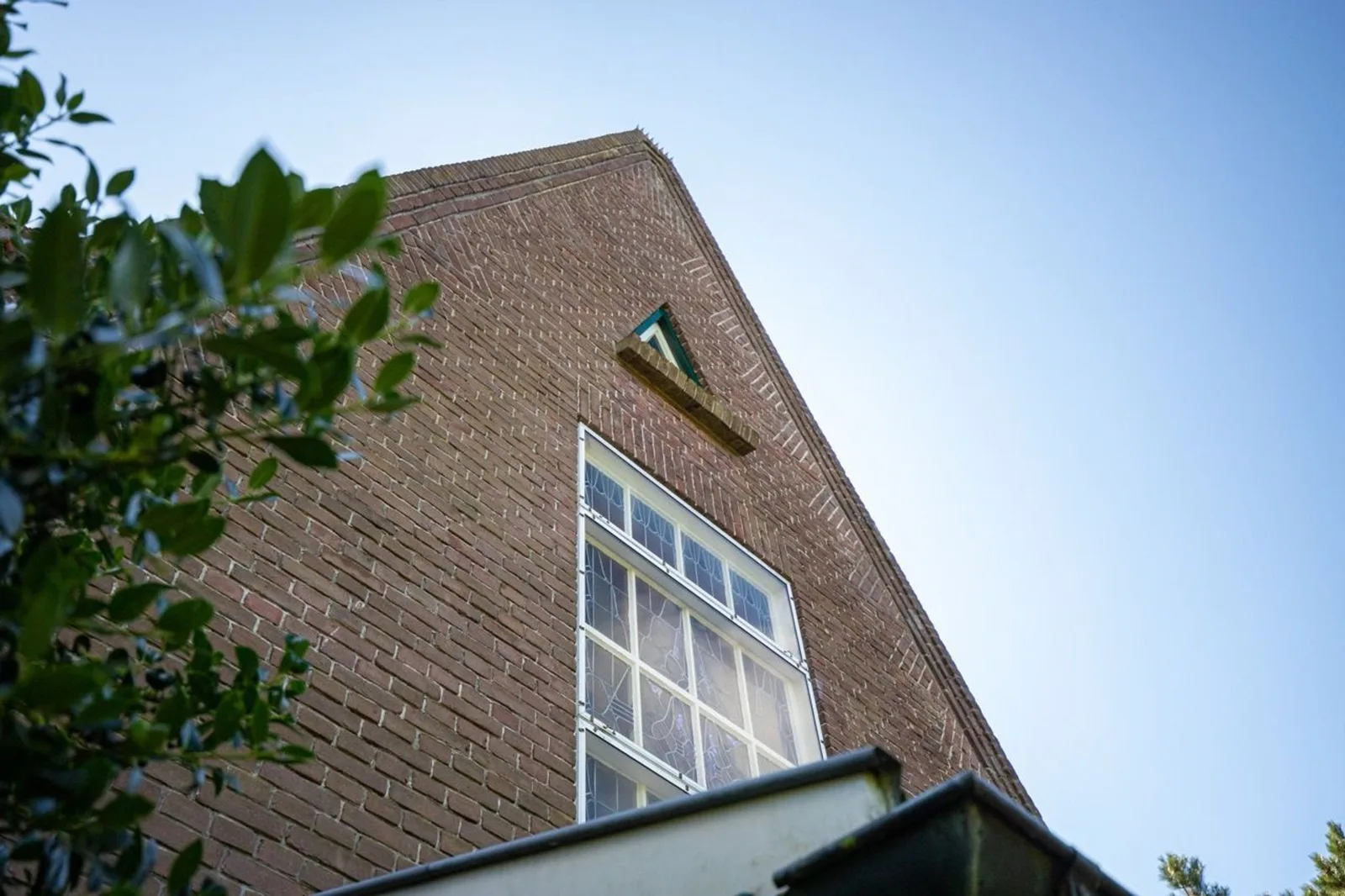 Villa De Kroft, Schoorl – detail van de gevel